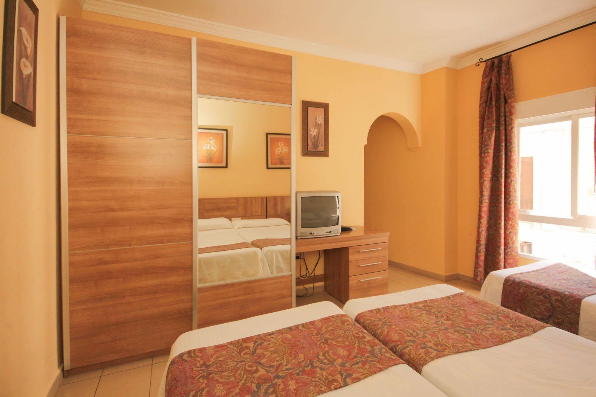 Hostal Costa Azul Grenada Zewnętrze zdjęcie