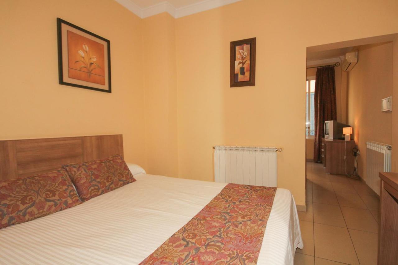 Hostal Costa Azul Grenada Zewnętrze zdjęcie