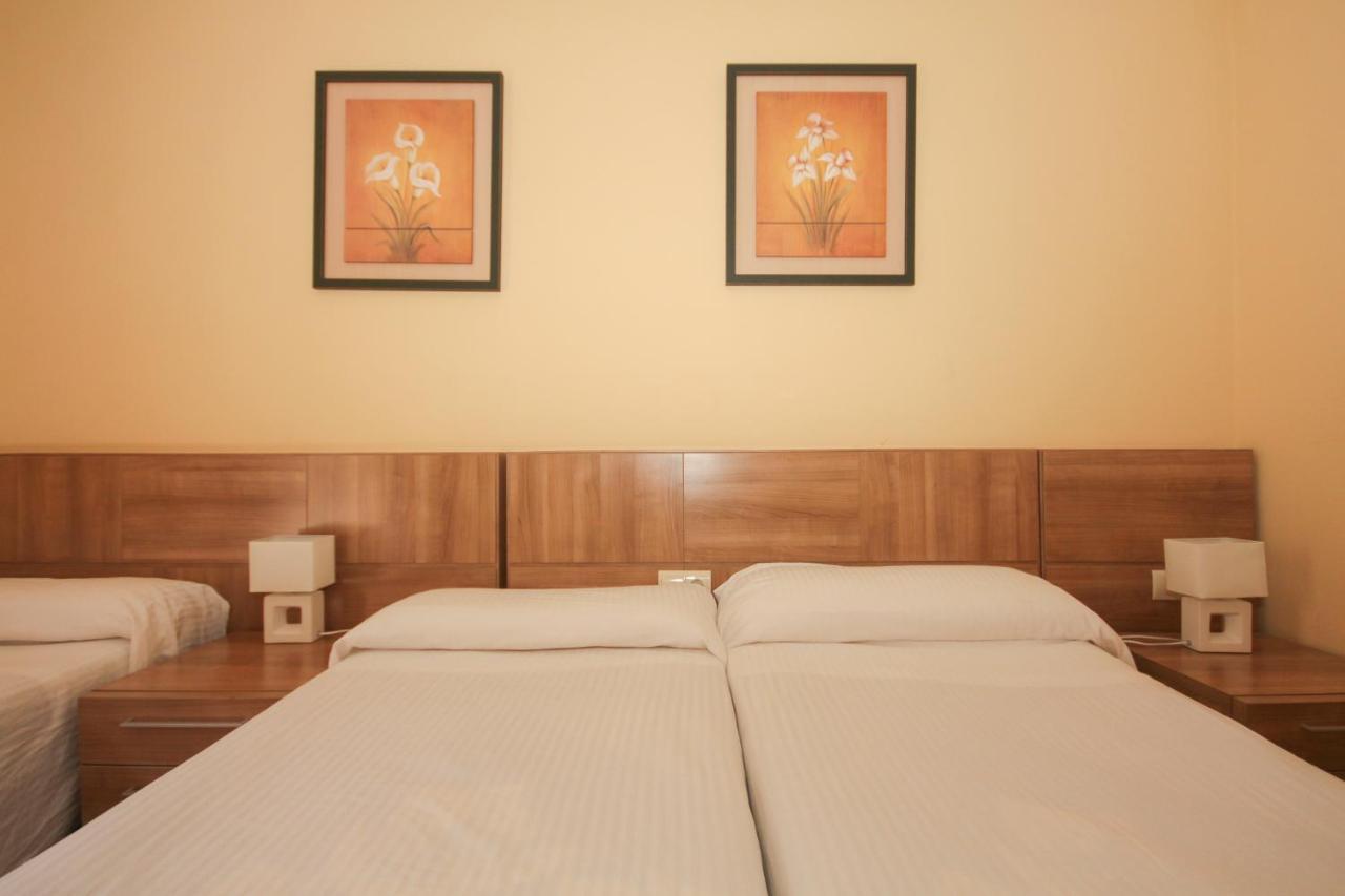 Hostal Costa Azul Grenada Zewnętrze zdjęcie
